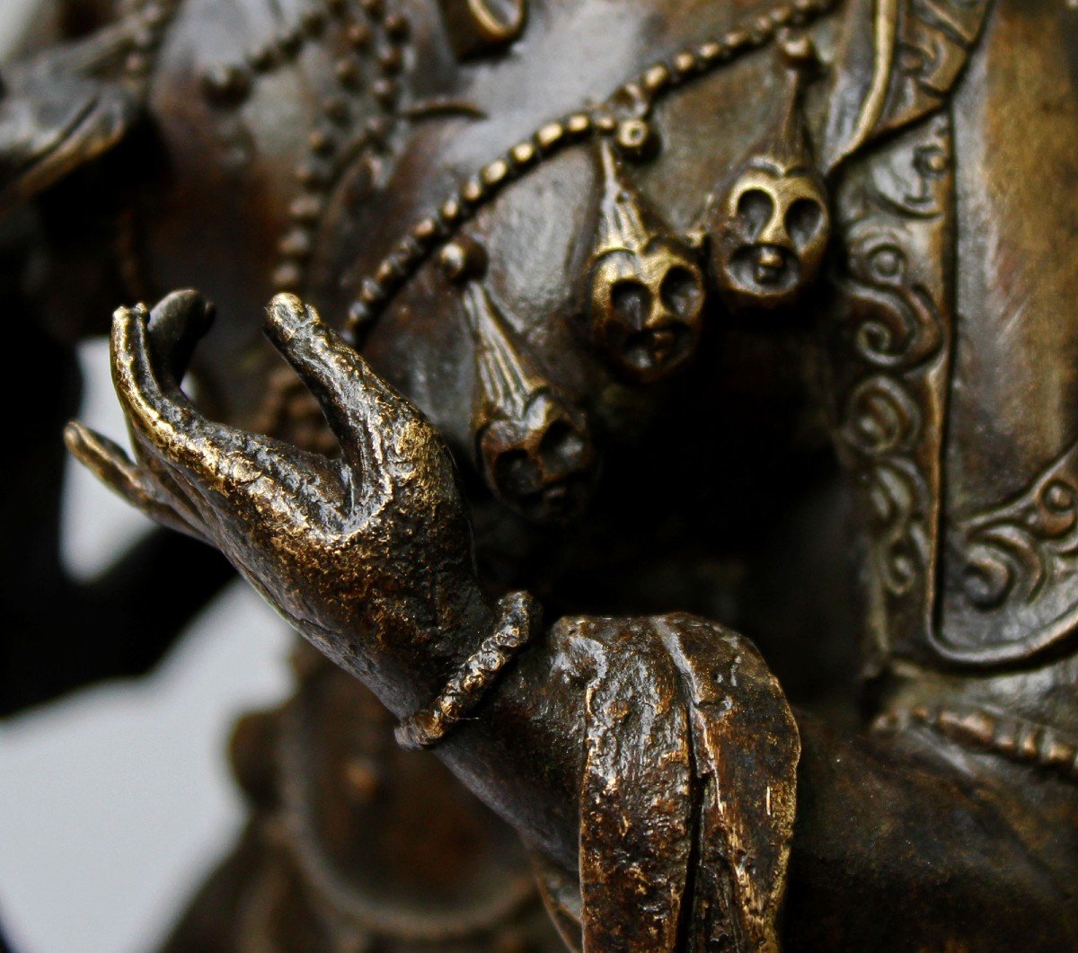 Rare Tibetan Bronze Sculpture Makaramukha Dakini Buddhist Female-photo-1