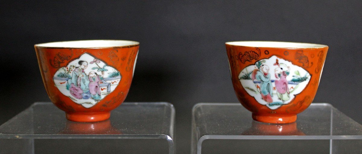 Paire De Tasses à Thé Anciennes En Porcelaine Chinoise Glaçure Rouge Corail Marque Sceau