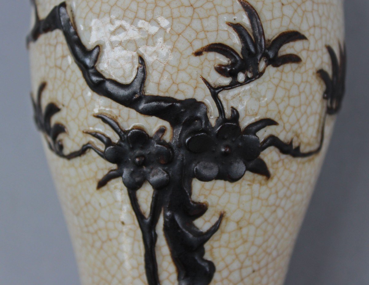 Antique Chinese Porcelain Vase Crackle Glaze With Overlay Decoration-photo-3