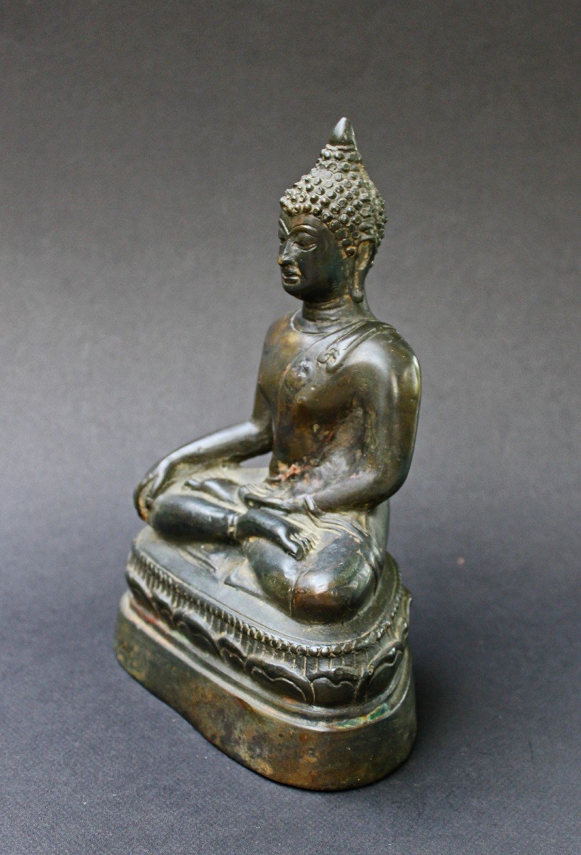 Ancienne  Sculpture Thaïlandais Bronze Shakyamuni Bouddha Bhumisparsha Mudra Touchant La Terre-photo-2