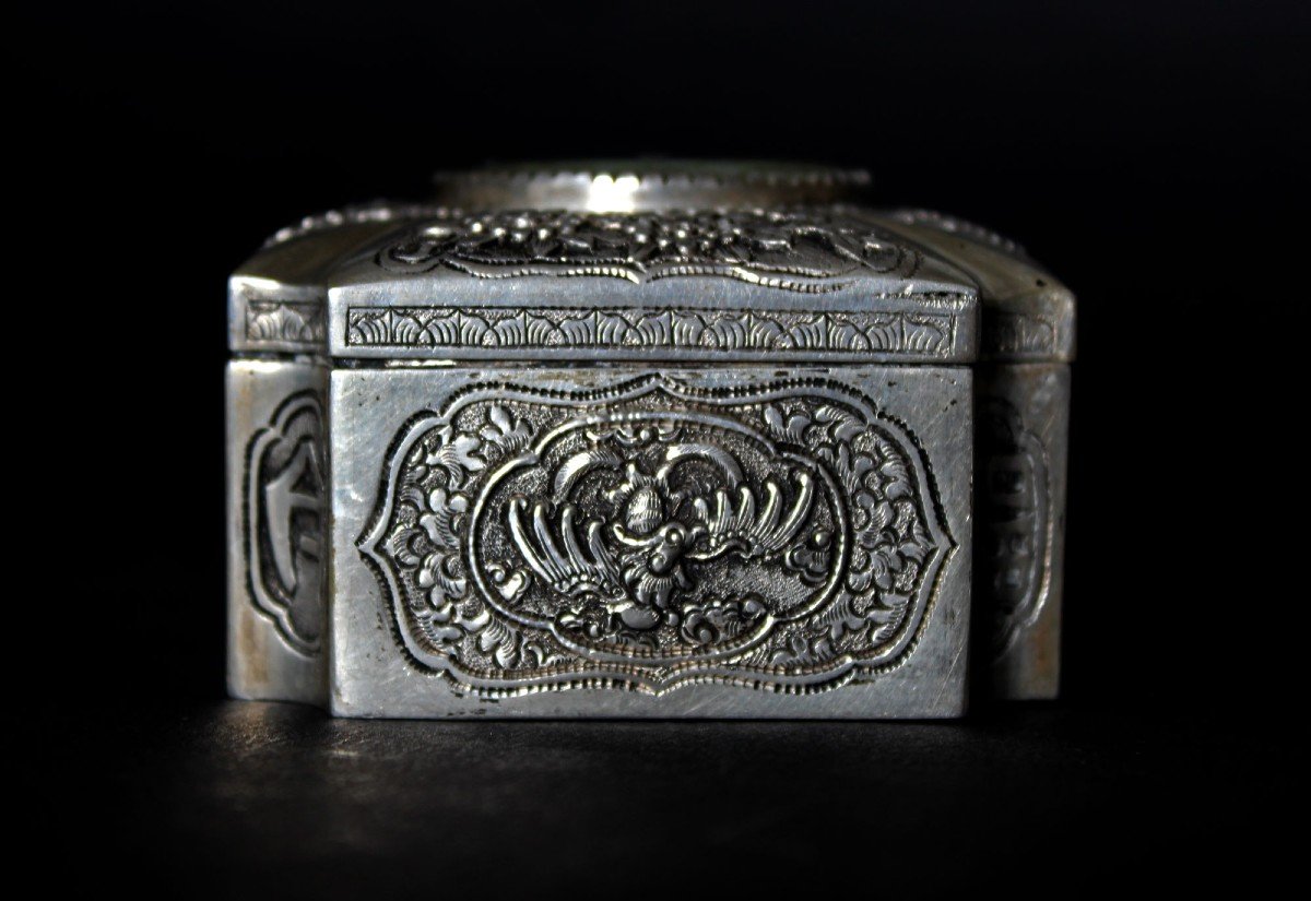 Antique Vietnamese Silver And Jade Box-photo-4