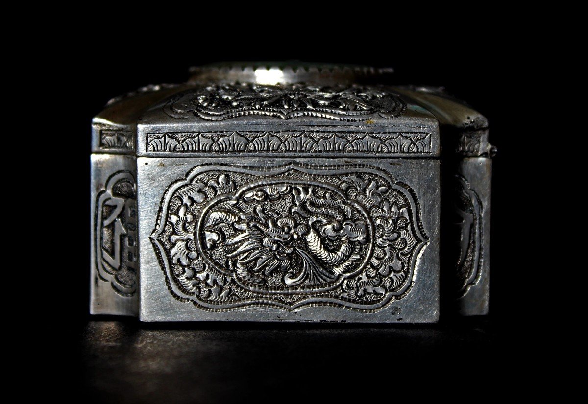 Antique Vietnamese Silver And Jade Box-photo-1