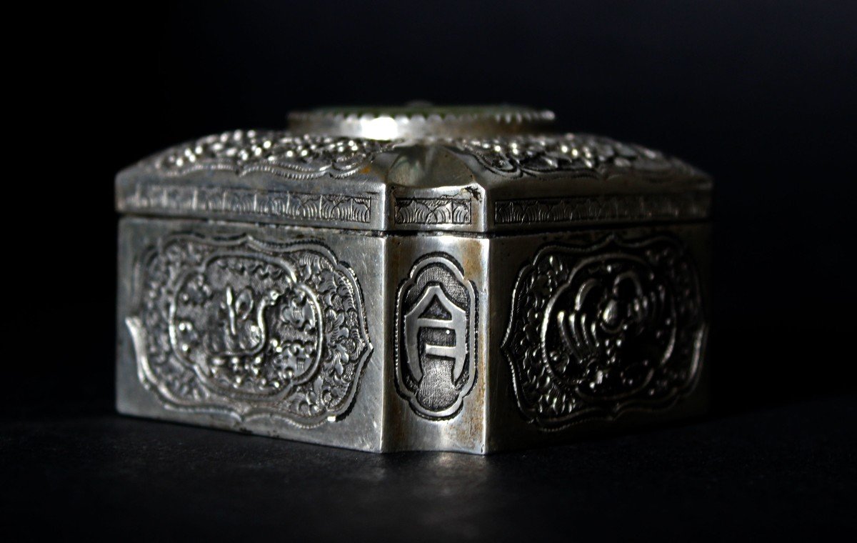 Antique Vietnamese Silver And Jade Box-photo-4