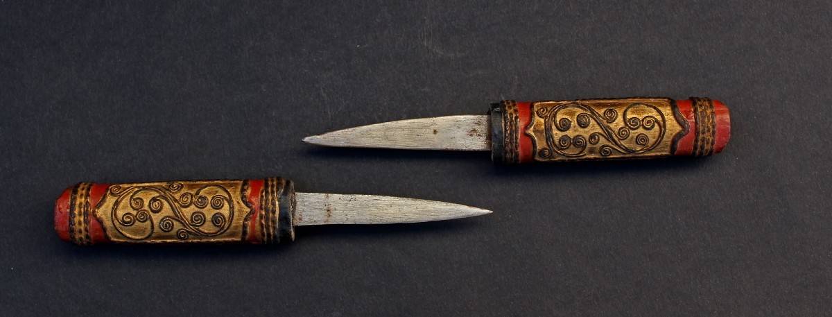 Antique Burmese Double Dagger Knife