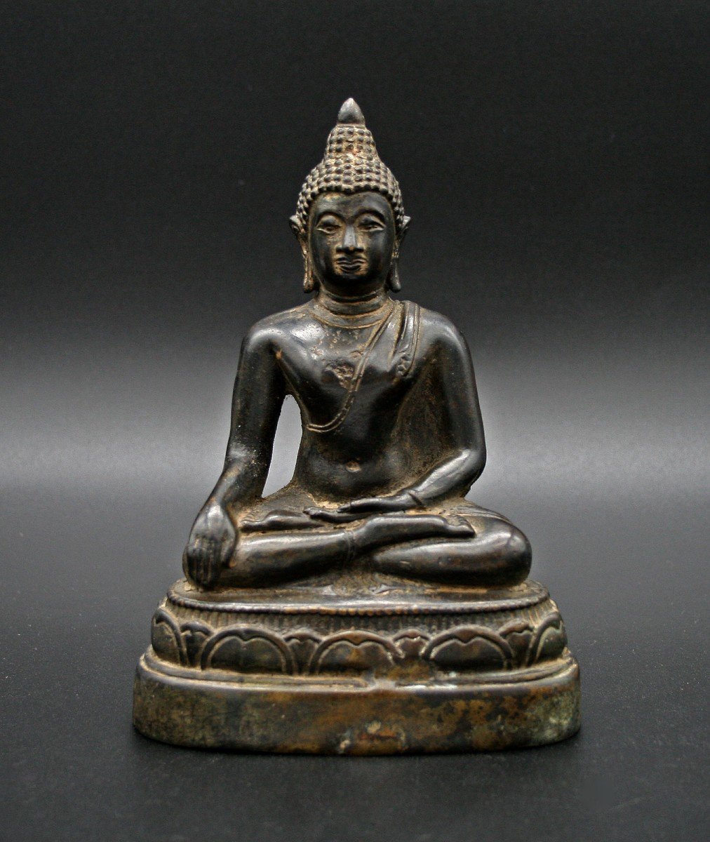 Antique Thai Bronze Shakyamuni Buddha Bhumisparsha Mudra Touching Earth