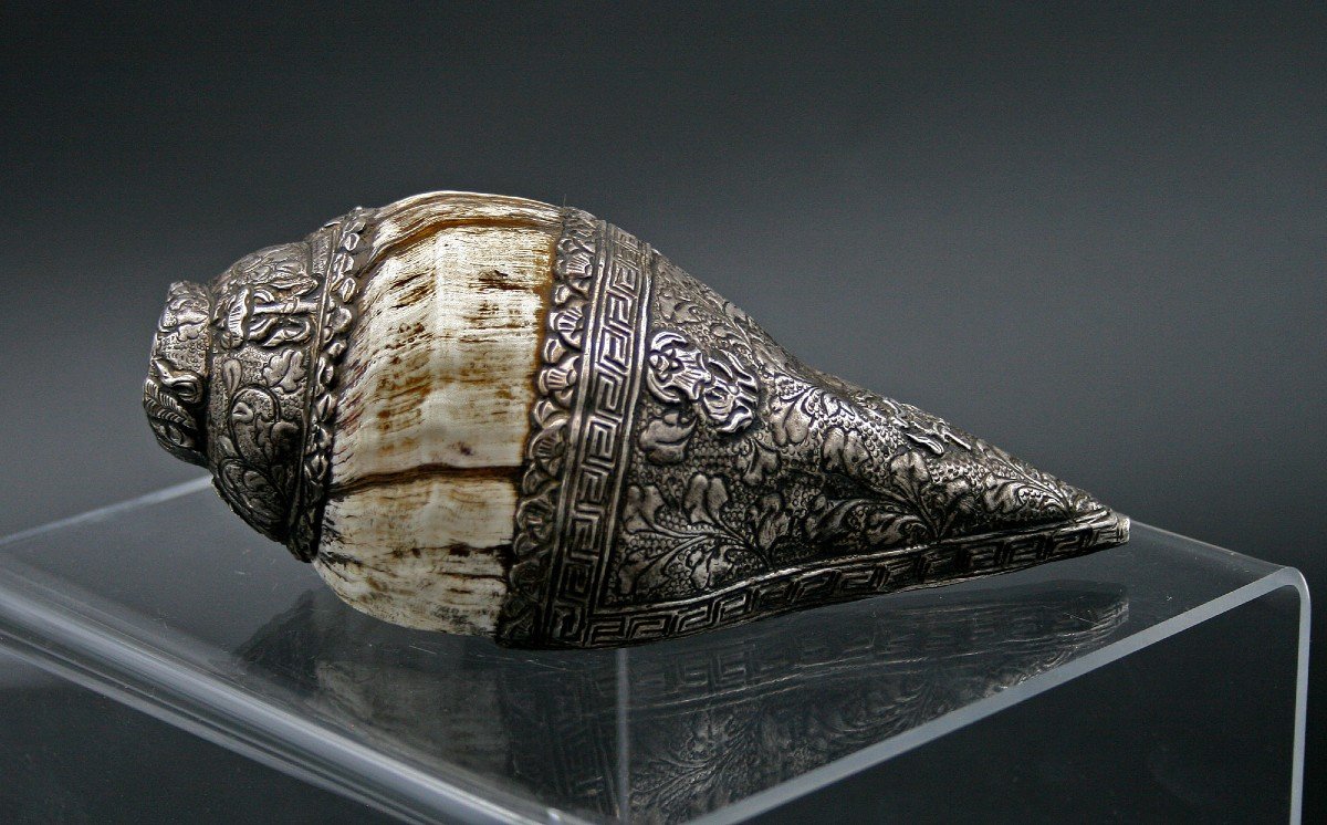 Antique Tibetan Conch Mounted In  Silver Shankha