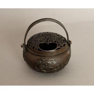 Chauffe-mains Chinois Antique En Bronze Marque De La Dynastie Ming Chenghua