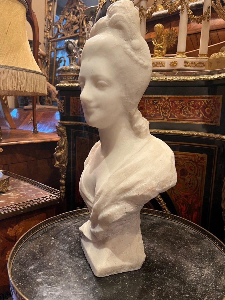 Marble Bust Of Young Woman.-photo-3