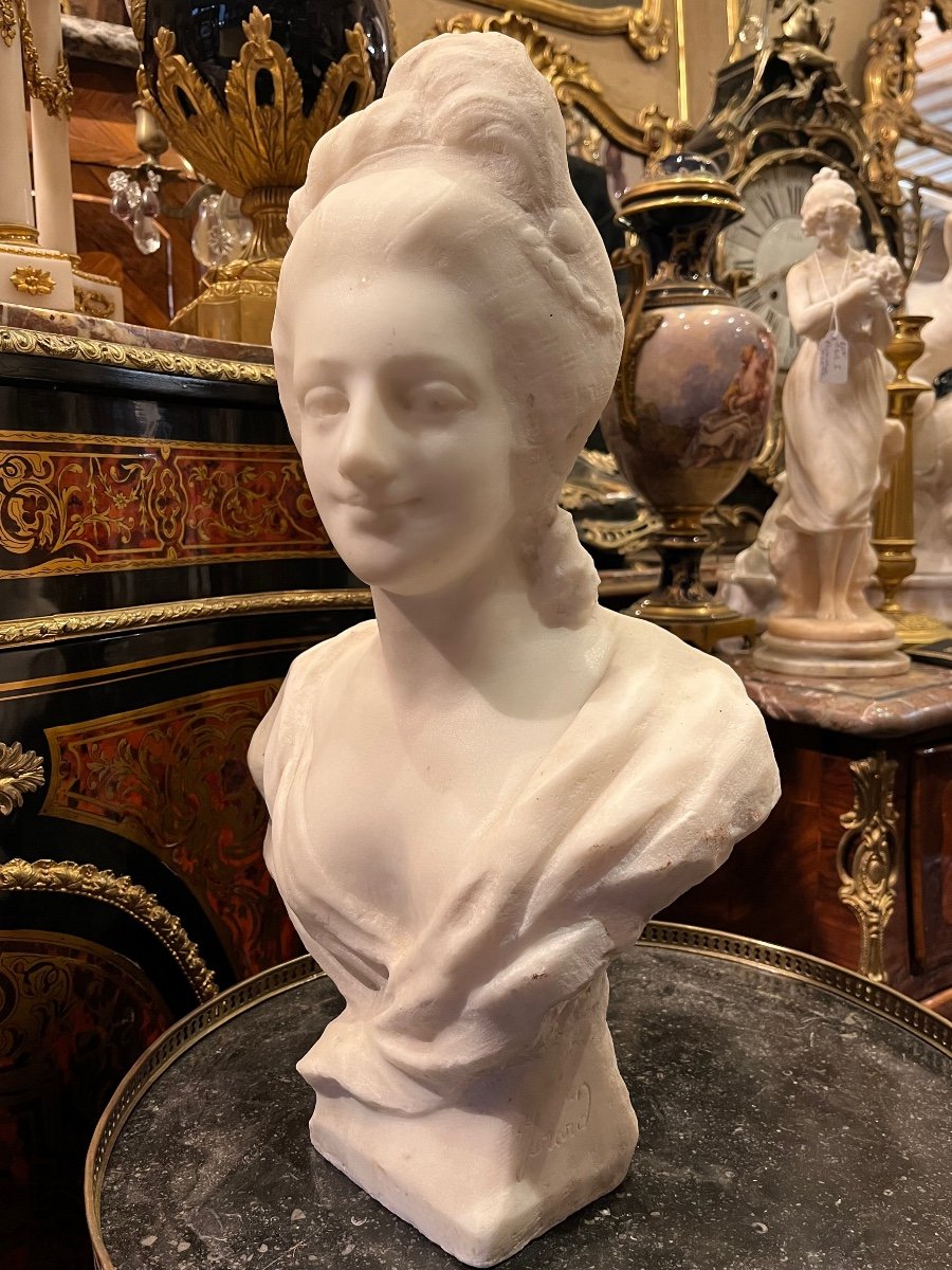 Marble Bust Of Young Woman.-photo-2