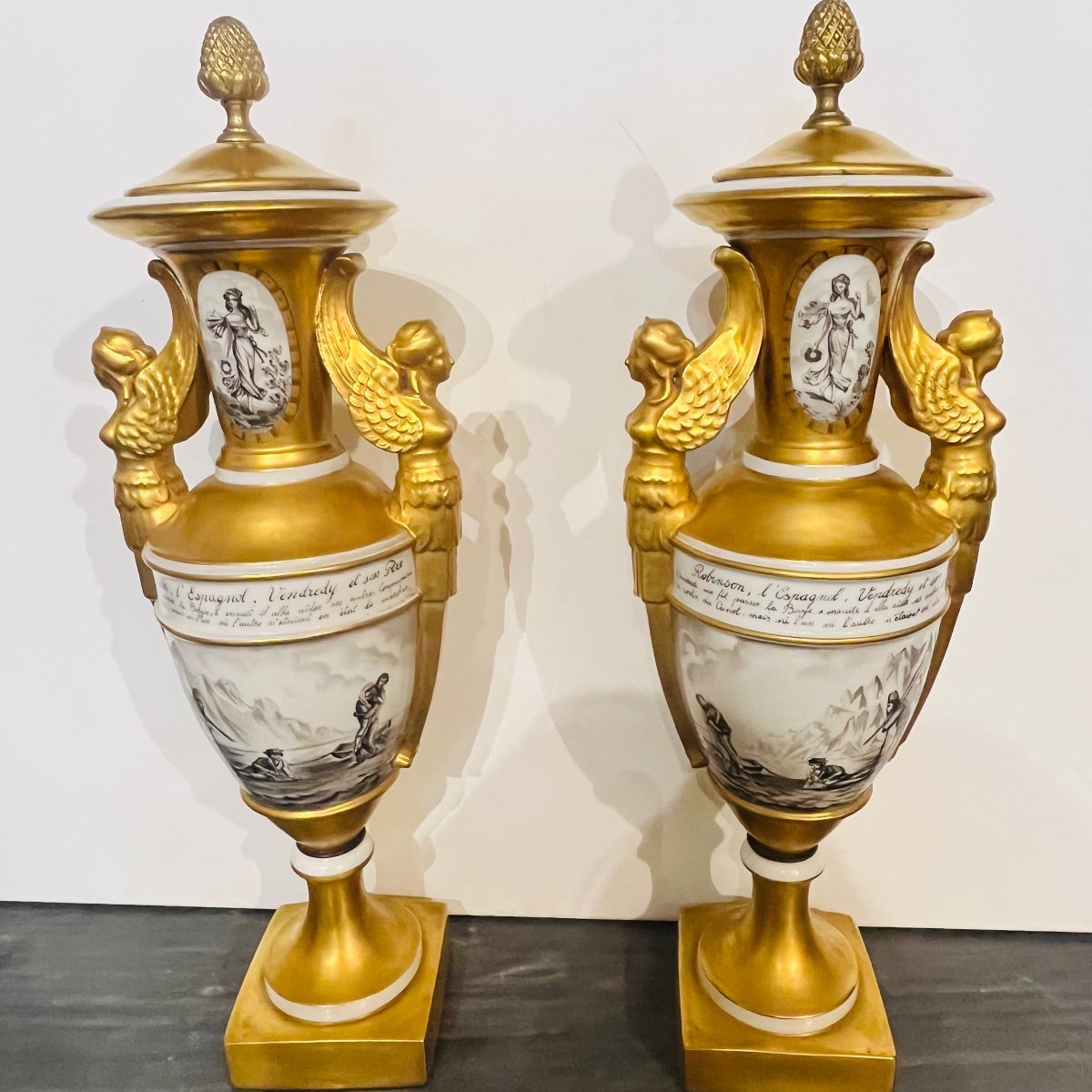 Paris, Pair Of Porcelain Vases, 19th Century -photo-2