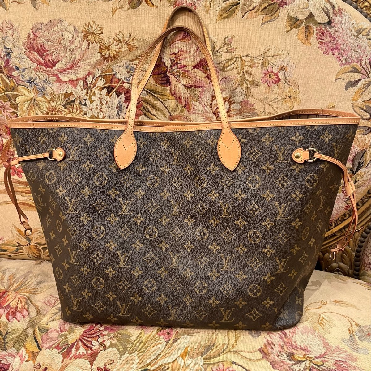 Louis Vuitton, Sac Neverfull 