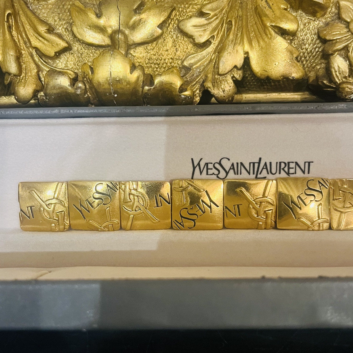 Yves Saint Laurent, Bracelet En Métal Doré.-photo-2