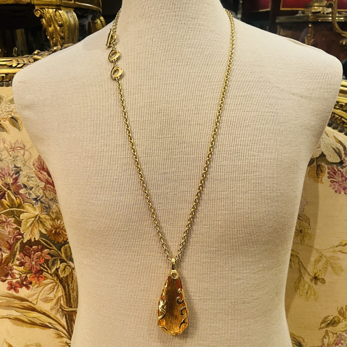 Yves Saint Laurent, Gold Necklace -photo-1