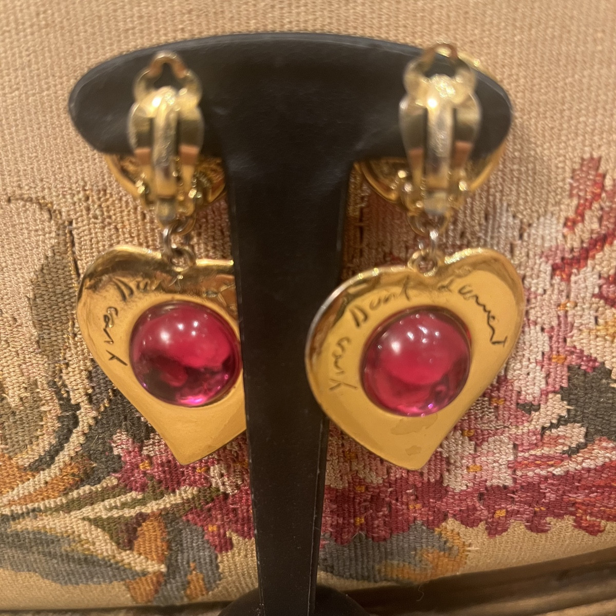 Yves Saint Laurent par Goossens, boucles d’oreilles. -photo-1