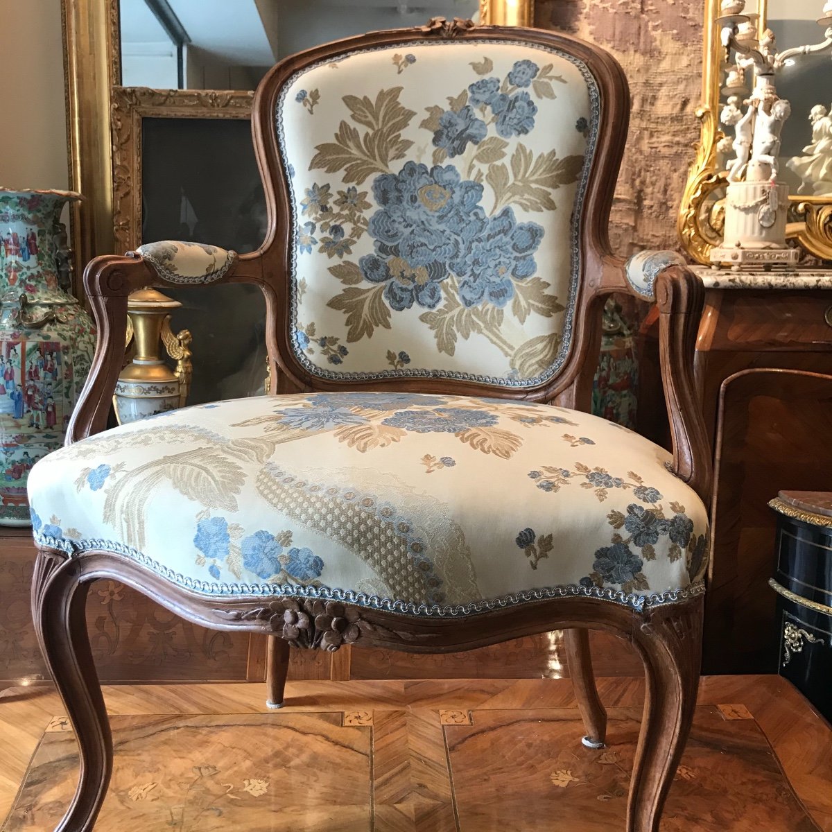 Pair Of Louis XV Cabriolet Armchairs-photo-2