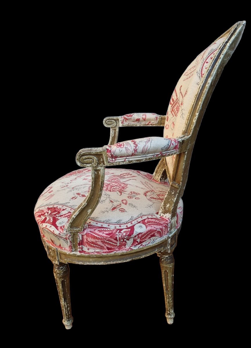 FAUTEUIL ÉPOQUE LOUIS XVI ENTIÈREMENT REFAIT TISSU BRAQUENIÉ -photo-2