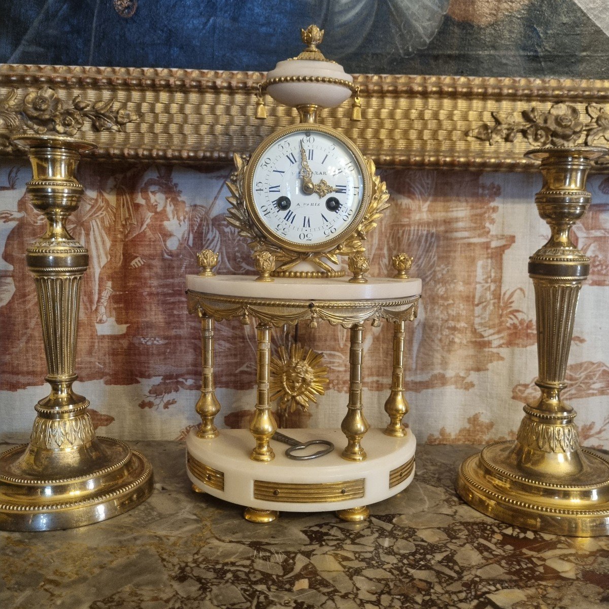 Louis XVI Style Gilt Bronze And Marble Clock-photo-2