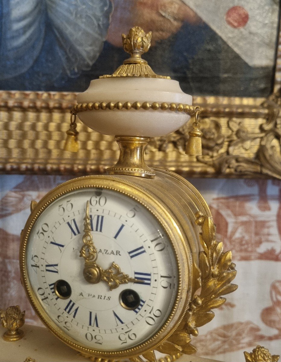 Louis XVI Style Gilt Bronze And Marble Clock-photo-3