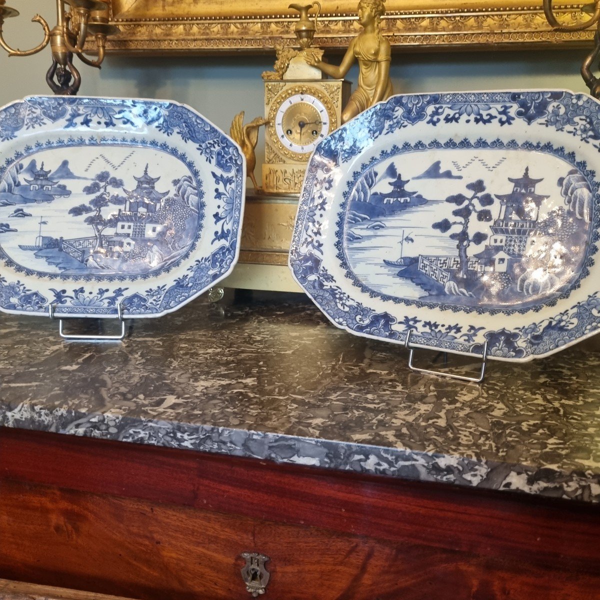 2 Blue And White Qianlong Plates From The India Company, 18th Century, Pair-photo-3