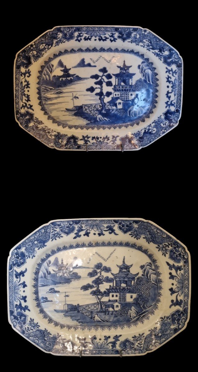 2 Blue And White Qianlong Plates From The India Company, 18th Century, Pair