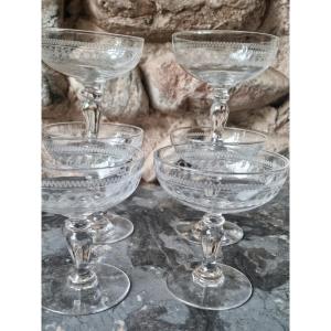 6 COUPES À CHAMPAGNE EN CRISTAL GRAVÉ FIN XIXe