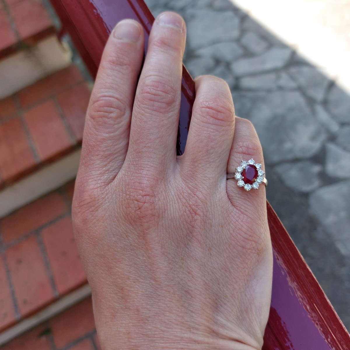 Bague Marguerite "jeanne" En Or Blanc, Rubis Et Diamants-photo-2