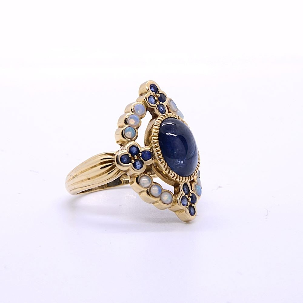 “byzantine” Sapphire Cabochon Ring, 18k Yellow Gold-photo-2