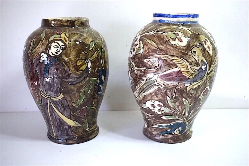 2 Vases  Perse Orientaliste Iznik Ottoman Turquie XIX XX Sign&eacute; Ref490