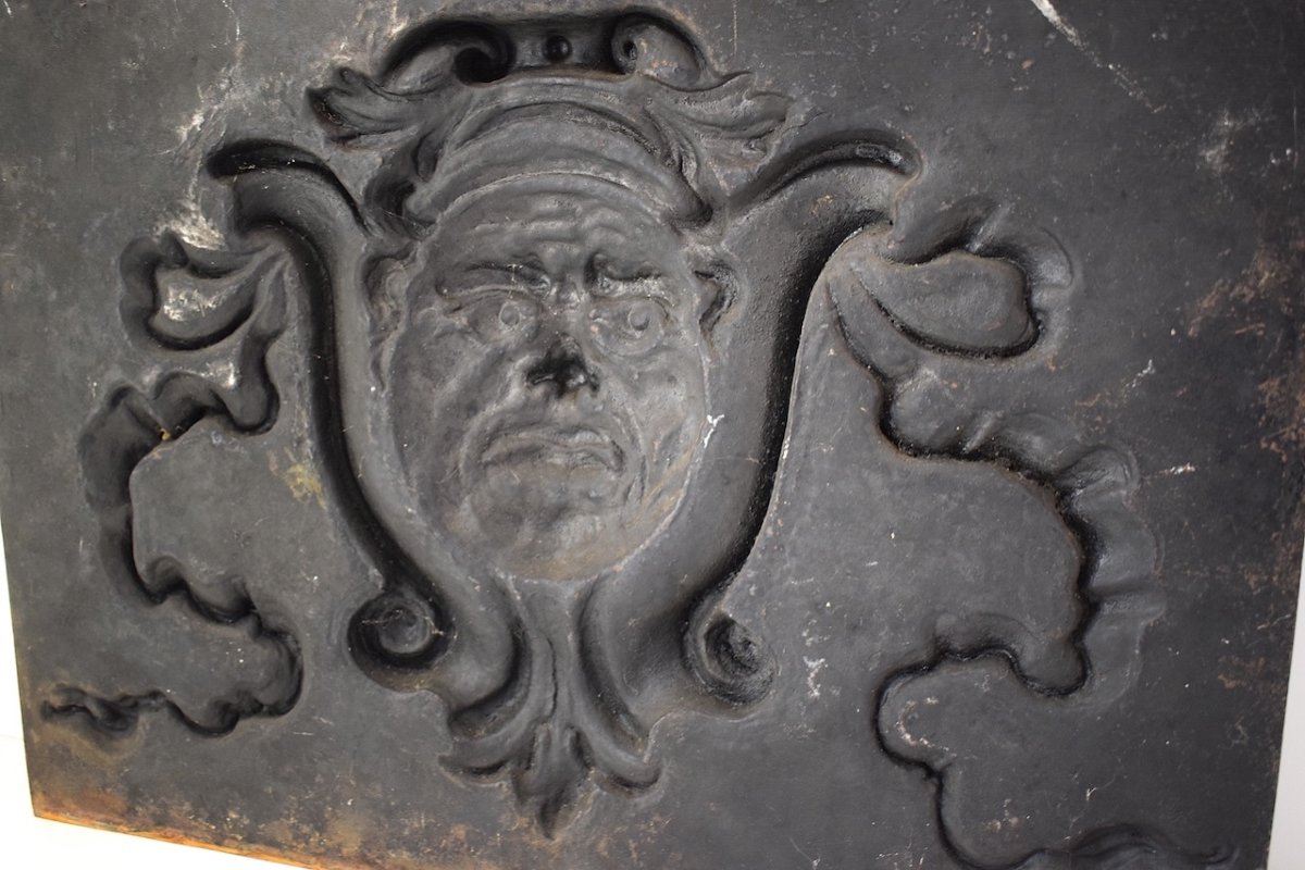 Mascaron Et Blason Fou Du Roi  Sur Plaque De Fer Style Renaissance Italienne Ref1034-photo-8