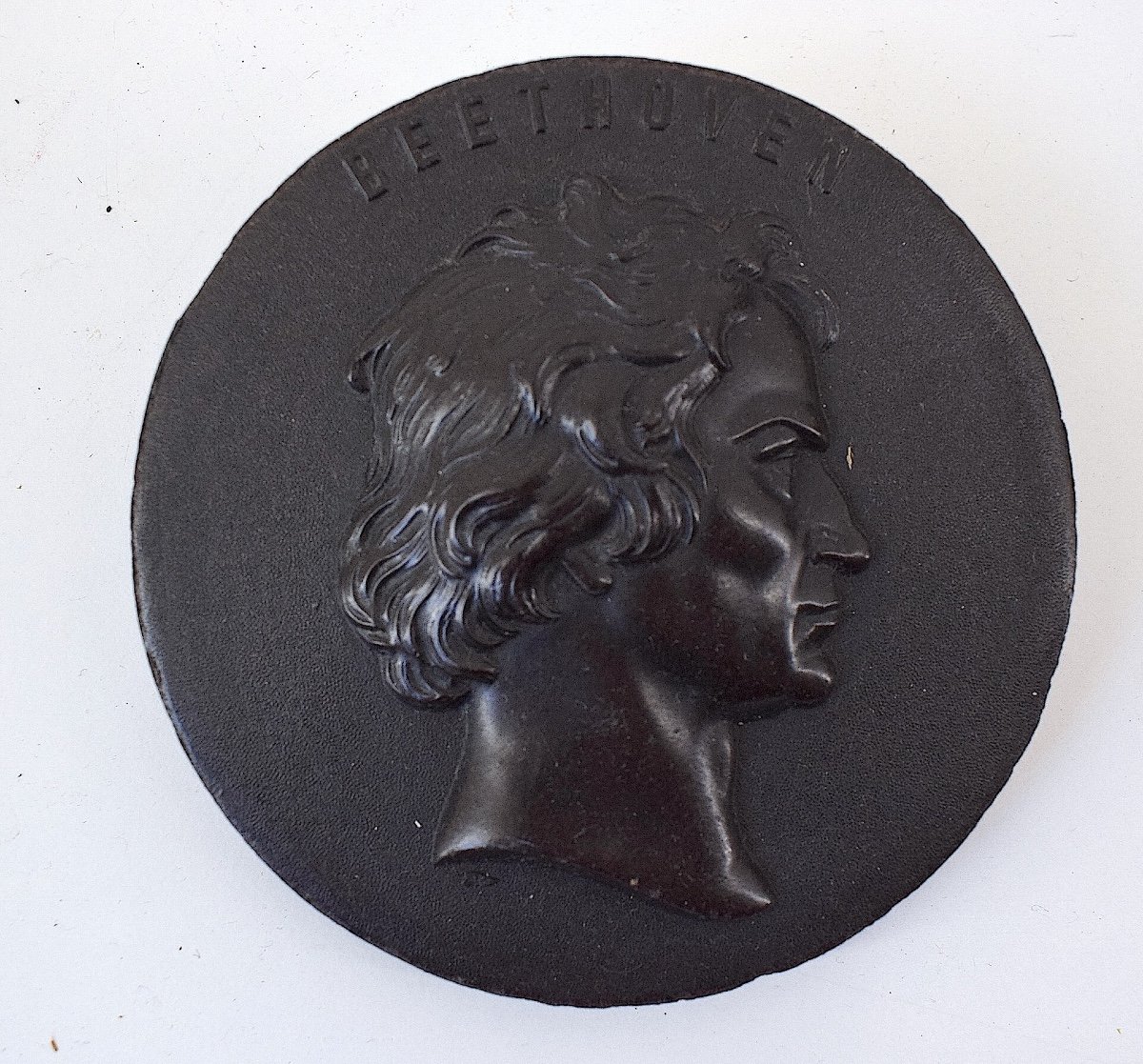 Médaillon Bois Durci  Portrait  De Profil Ludwig Van Beethoven  Compositeur Ref1095 