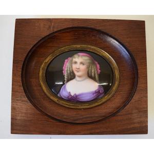 Portrait On Porcelain Brand Src Woman Courtesan Louis XIV XIXth Century Ref524