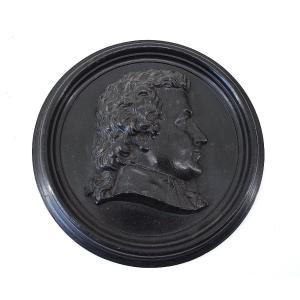 Médaillon Bois Sculpté Peint Portrait De Profil d' Homme à Identifier   Ref1093 