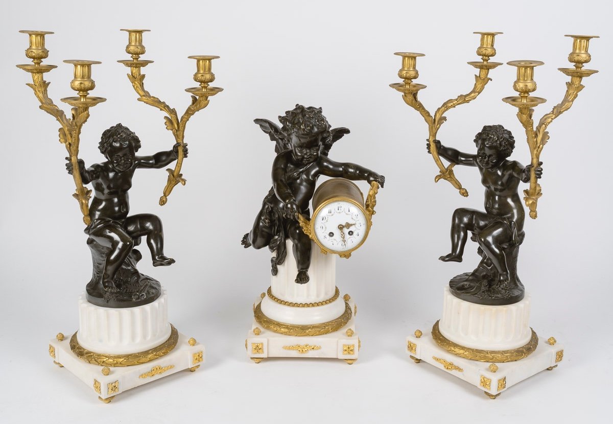 Grande Garniture De Cheminée Napoléon III, En Bronze Doré Et Patiné, Paris, Circa 1855