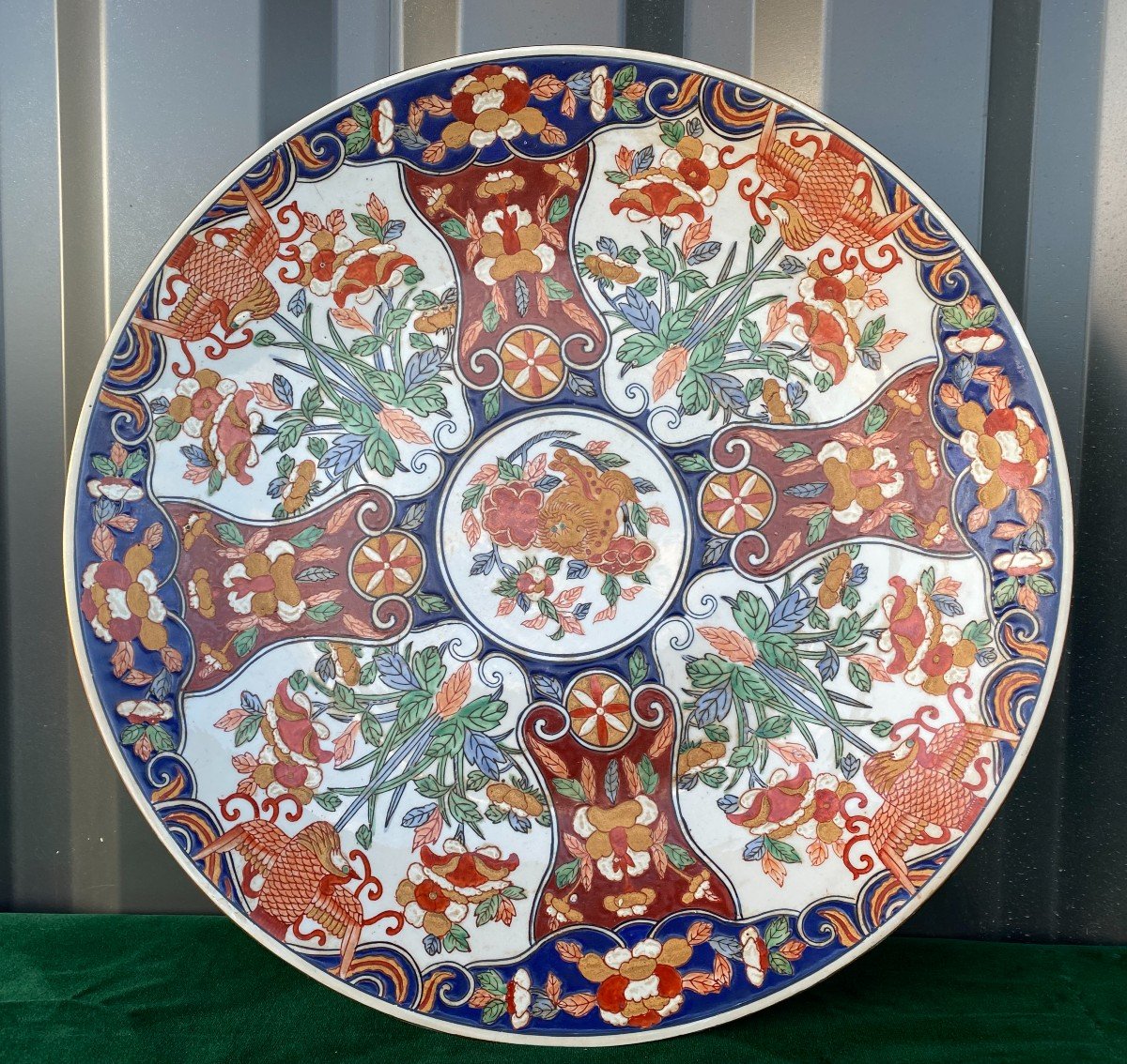 Proantic: Large Imari Plate - 1900s