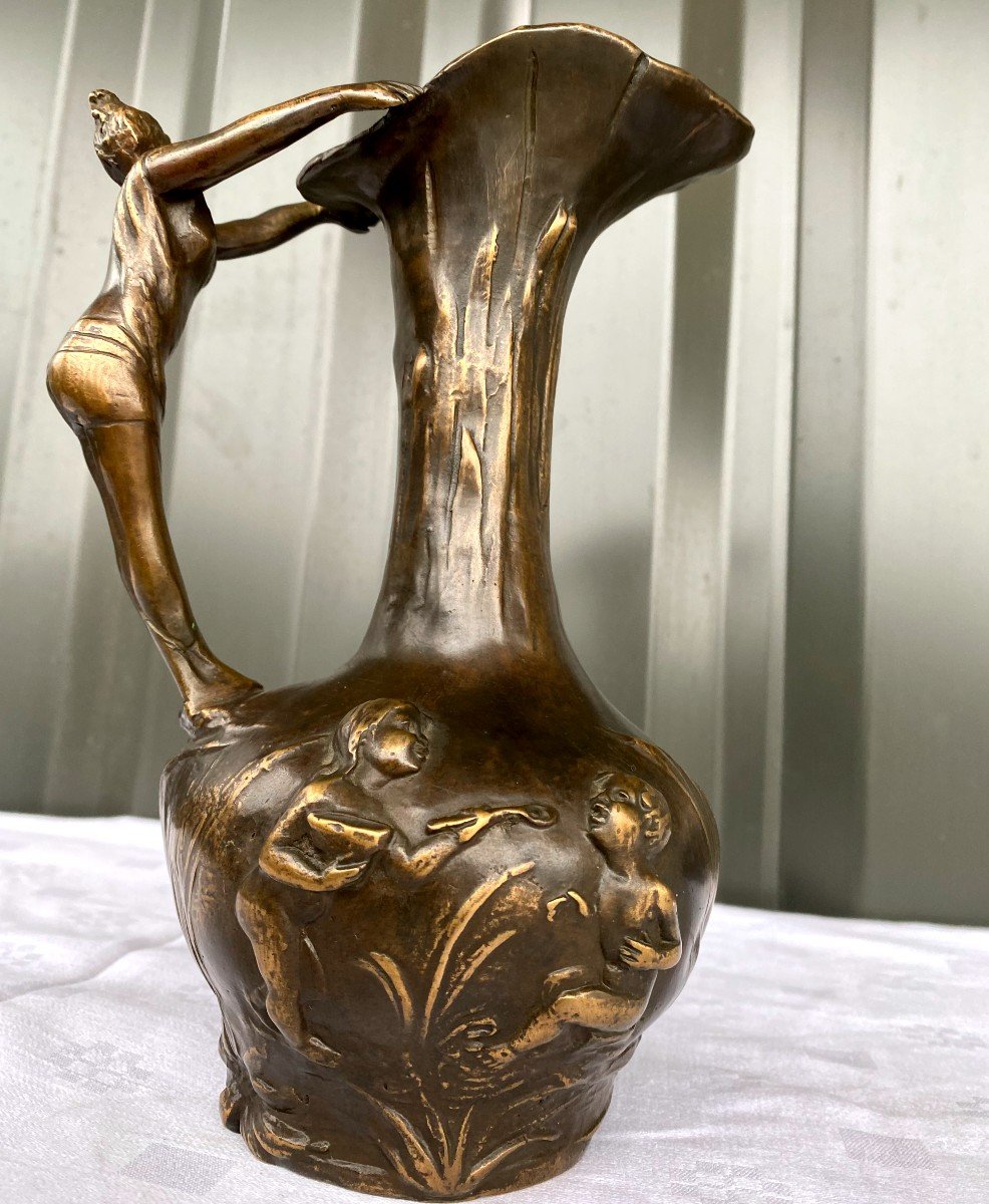 Art Deco - Ewer Vase In Bronze Signed Pétizon, Circa 1900-photo-2