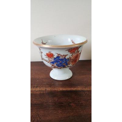 Chinese Porcelain Foot Cup