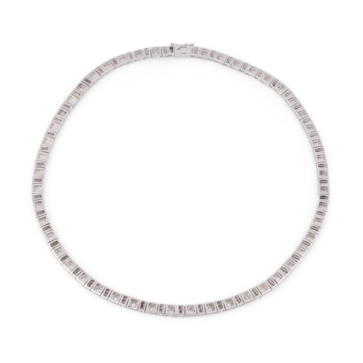 White Gold And Diamond Necklace-photo-4