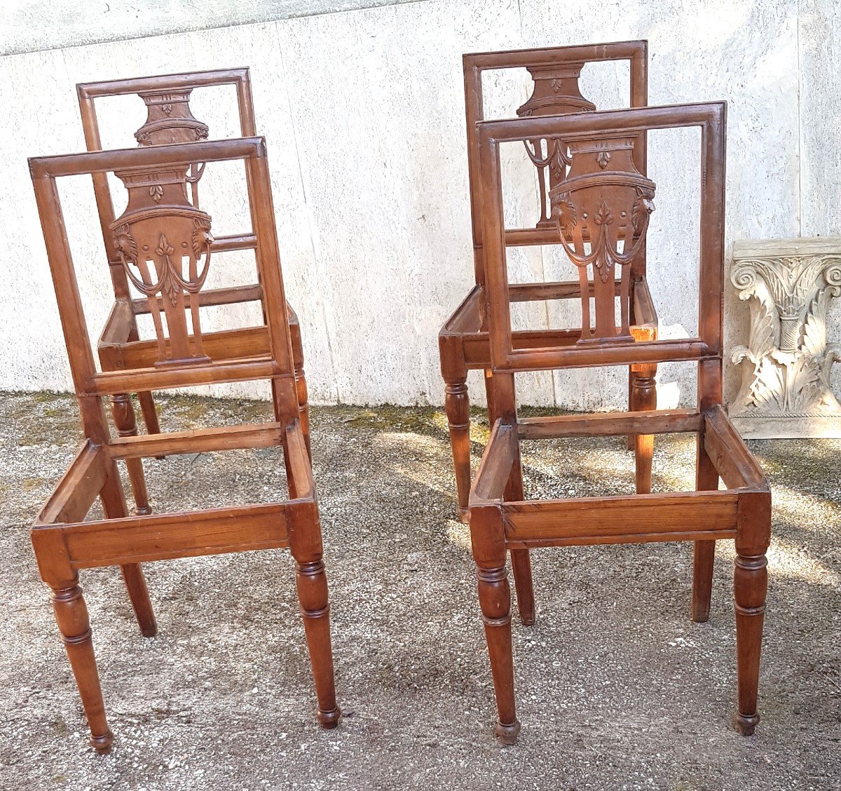 Series De 4 Chaises Italiennes En Noyer Anciennes Fin XVIII S-photo-1