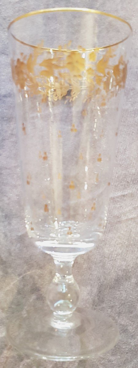 Set Of 6 Antique Engraved Crystal Flutes Decorated With Golden Flowers-photo-3