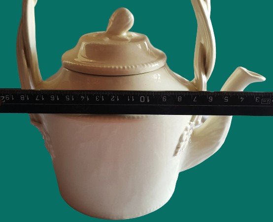 Antique Earthenware Majolica Teapot Bassanello Civita Castellana -photo-5