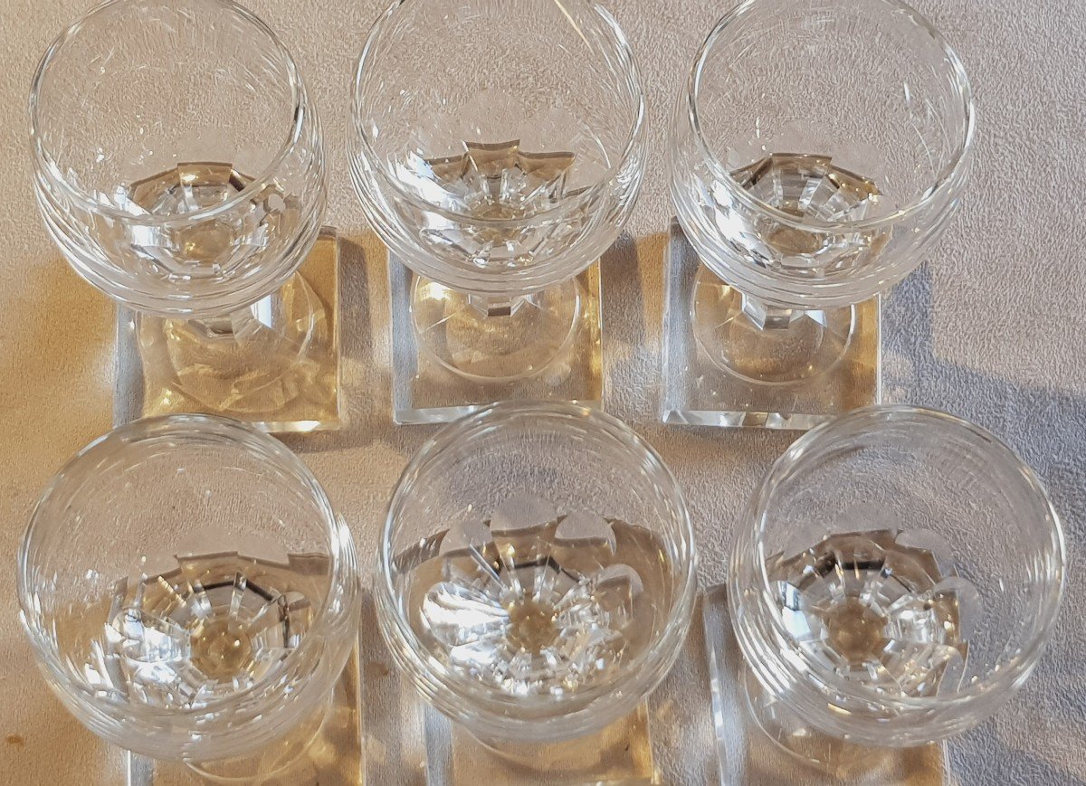 Serie De 6 Verres Anciens  à Vin Fortifié En Cristal Pied Caré Deuxième Moitié XIX ème Siècle-photo-1