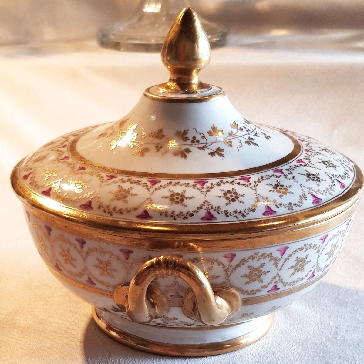 Antique Hand-decorated Porcelain Birthing Bowl From The First Half Of The 19th Century-photo-2