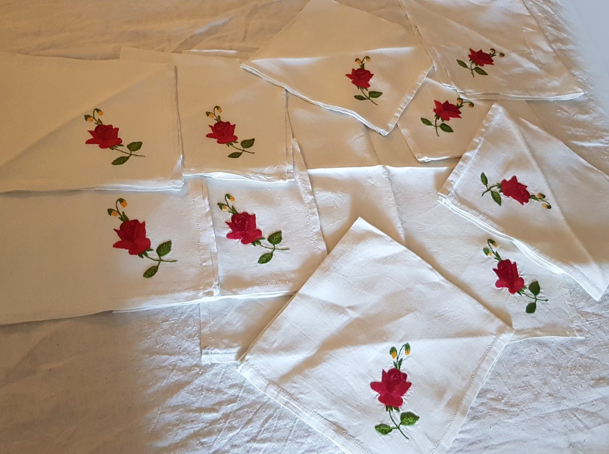 Ancienne Nappe Et Ses 10 Serviettes Brodees Main-photo-5