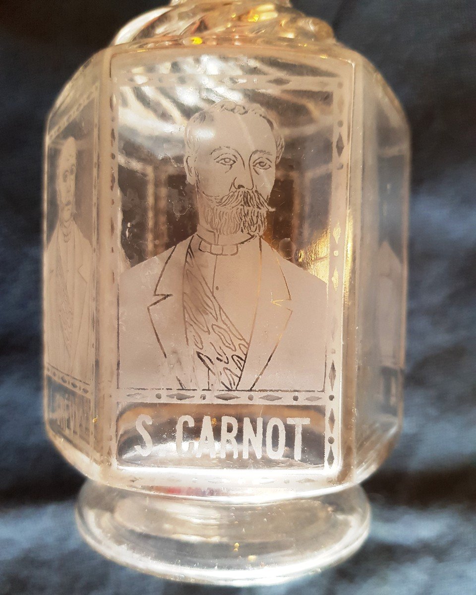 Molded Glass Carafe With Portraits Marianne, J Grevy, Sadicarnot, A Thiers, Mac Mahon-photo-1