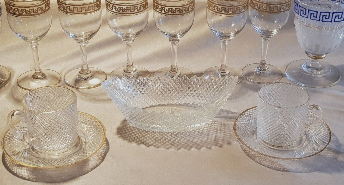 Pair Of Small Cups And Antique Sugar Bowl In Diamond-cut Crystal From The Charles X Period