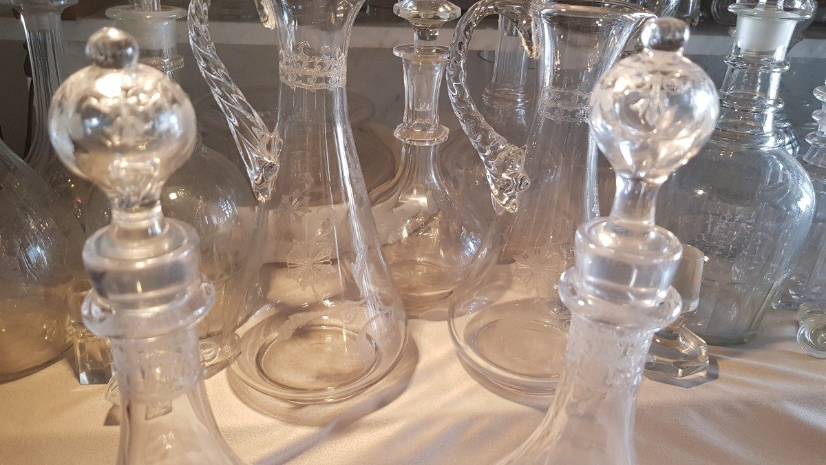 Serie De Trois anciennes Bouteilles à vin, decanter, carafes en cristal Baccarat  mod. Chablis-photo-3