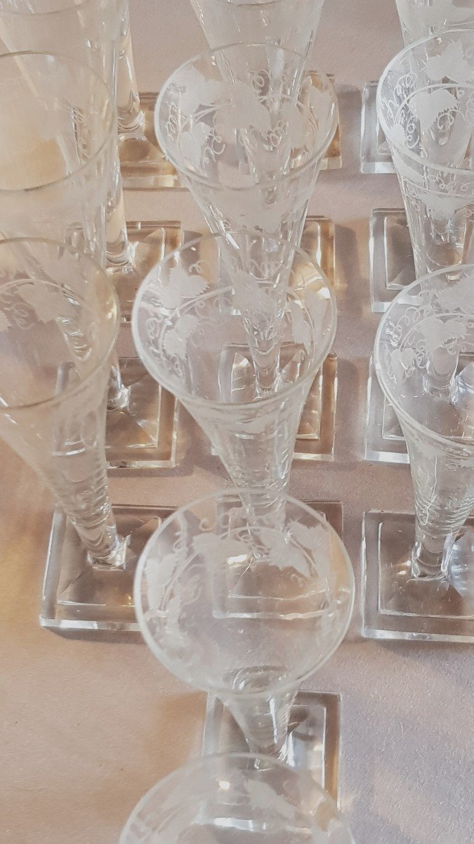  Series Of 14 Antique Crystal Flutes From The Empire Period-photo-3