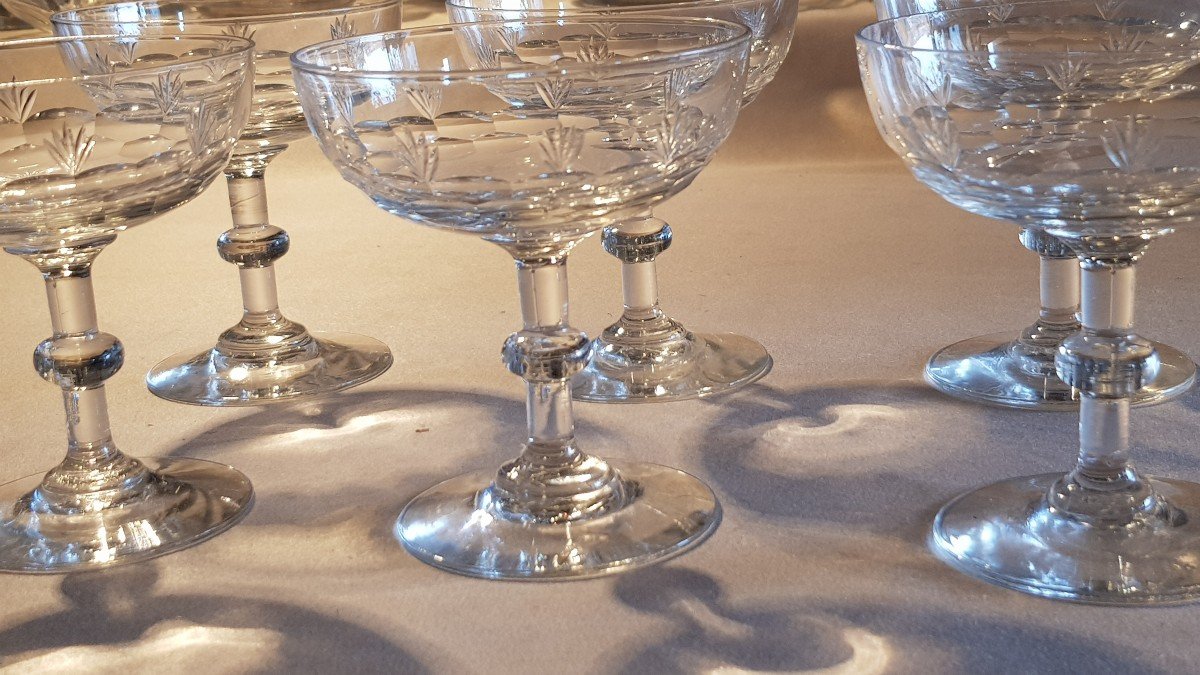 Set Of 6 Old Champagne Glasses With Engraved Crystal-photo-2