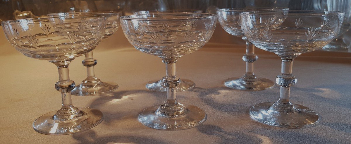 Set Of 6 Old Champagne Glasses With Engraved Crystal