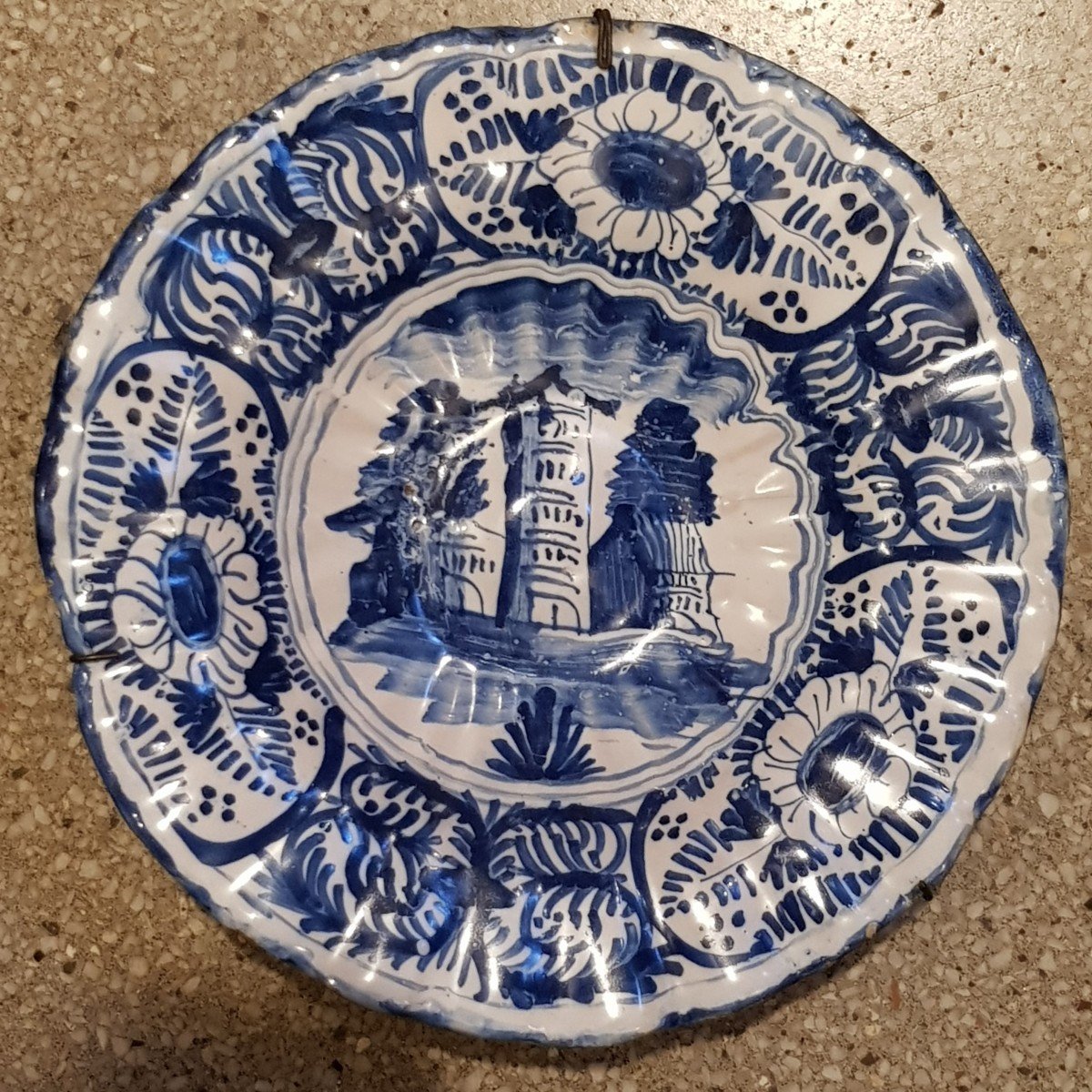 Assiette En Faience Ancienne Italie Savona XVIII ème Siècle